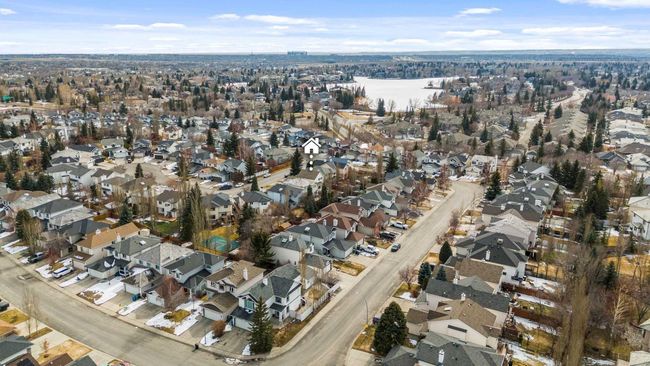 18 Mt Selkirk Place Se, House other with 5 bedrooms, 3 bathrooms and 4 parking in Calgary AB | Image 41