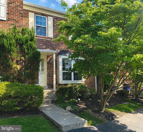 1606 Countryside Ln, West Norriton, PA, 19403-5139 | Card Image