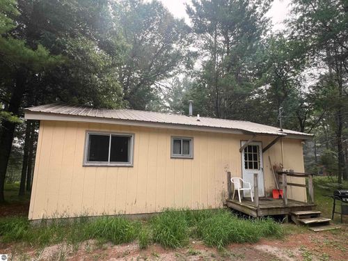 2323 Hummingbird Lane, Grayling, MI, 49738 | Card Image