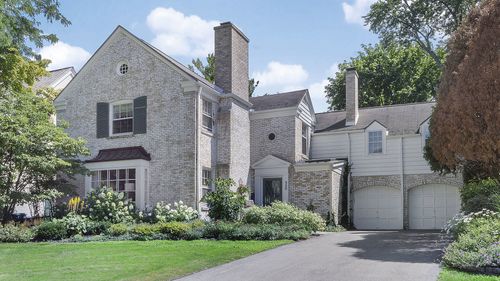 526 Greenwood Ave, Kenilworth, IL, 60043-1024 | Card Image