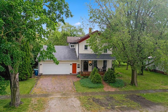 715 Locust St, House other with 4 bedrooms, 2 bathrooms and 2 parking in Minonk IL | Image 32