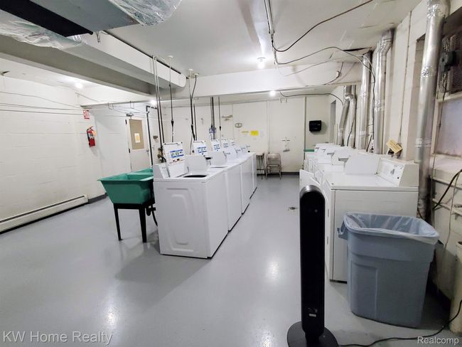 Laundry Room | Image 8
