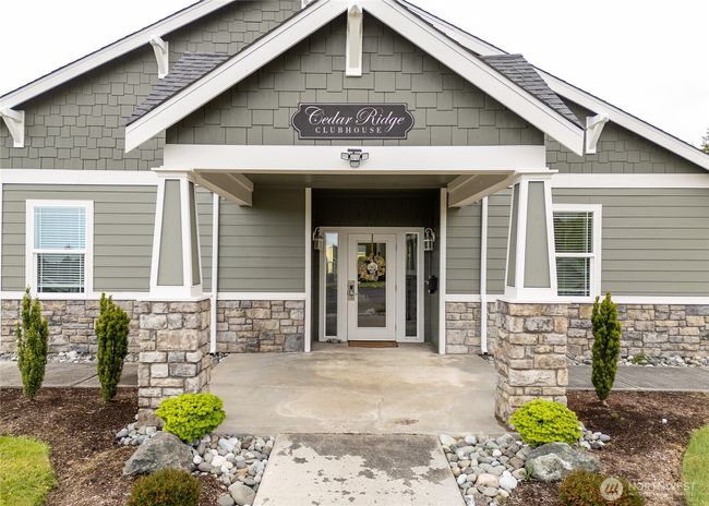 Clubhouse | Image 33