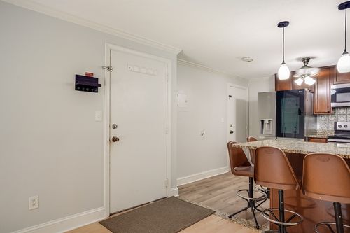 apt-15-668 Robbins Ave, Dracut, MA, 01826-5109 | Card Image