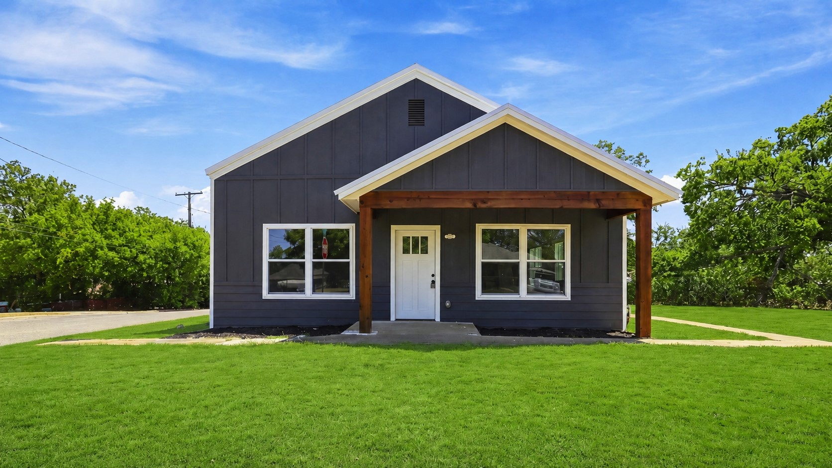 Residential in Whitesboro