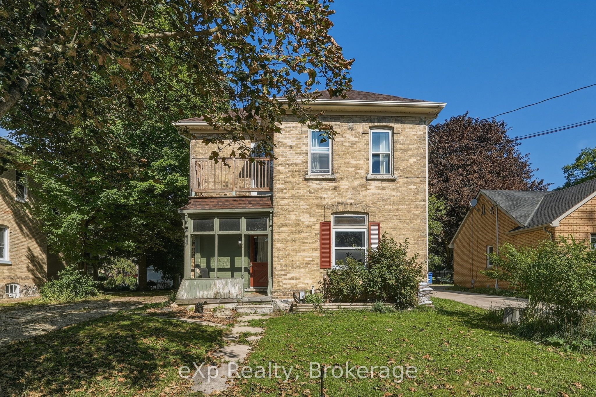 Residential in Wellington North 5