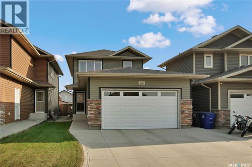 466 Henick Cres, Saskatoon, SK, S7R0J4 | Card Image