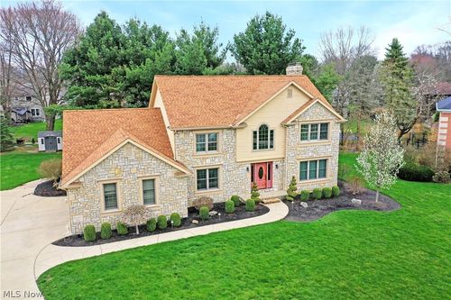 8965 South St Se, Warren, OH, 44484-2357 | Card Image