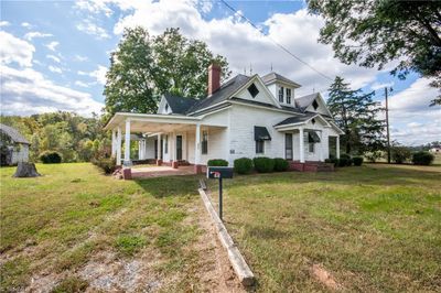 431 Friendship Road, House other with 3 bedrooms, 1 bathrooms and null parking in Statesville NC | Image 1