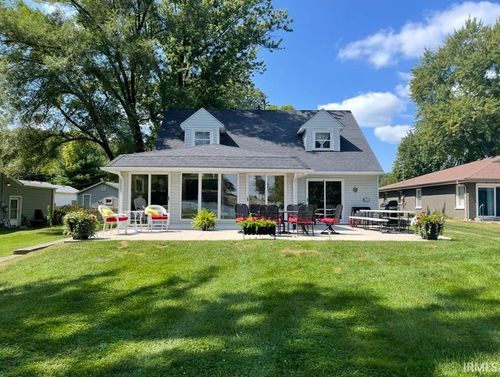 4415 N West Shafer Dr, Monticello, IN, 47960-7066 | Card Image