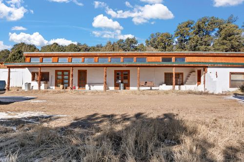 559 Albers Valley Rd, Regina, NM, 87046 | Card Image