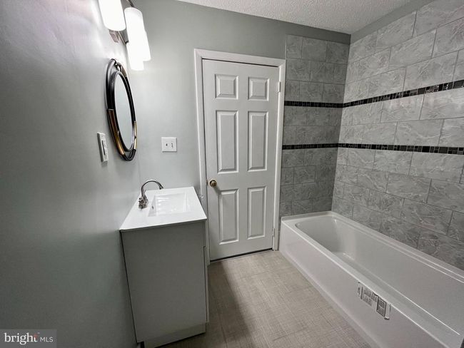 33 Georgetown Rd, Townhouse with 2 bedrooms, 2 bathrooms and null parking in LINDENWOLD NJ | Image 18