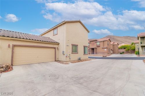 4034 Sparrow Rock St, Las Vegas, NV, 89129-3284 | Card Image