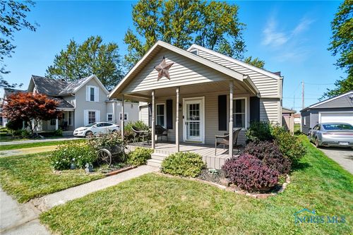 236 Perrin Ave, Mc Comb, OH, 45858-8411 | Card Image