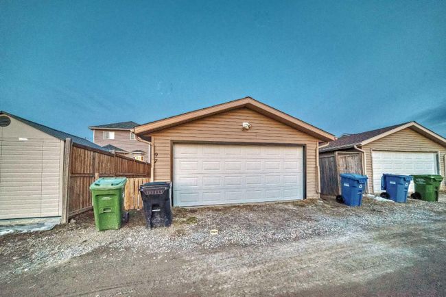 97 Martinvalley Crescent Ne, Home with 4 bedrooms, 2 bathrooms and 2 parking in Calgary AB | Image 44