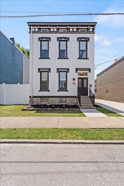 818 Isabella St, Newport, KY, 41071-1339 | Card Image