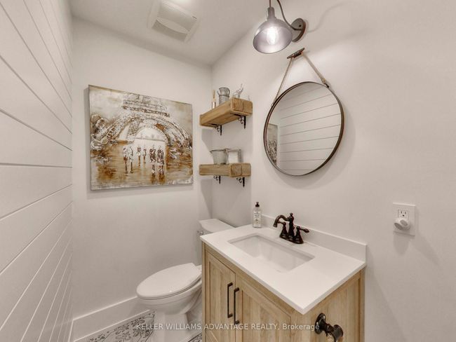 854 Royal York Rd, House other with 3 bedrooms, 3 bathrooms and 5 parking in Etobicoke ON | Image 13
