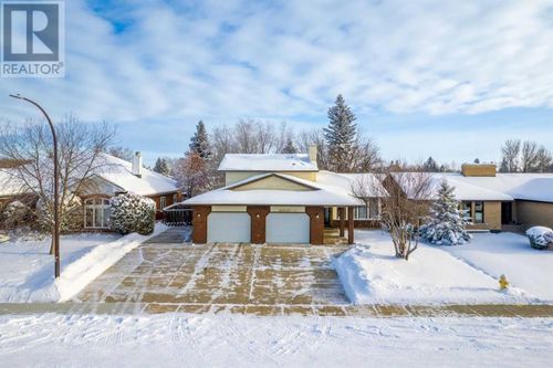 3801 57a Ave, Lloydminster, AB, T9V2N6 | Card Image