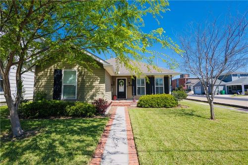 333 Lafayette St, Gretna, LA, 70053-5931 | Card Image