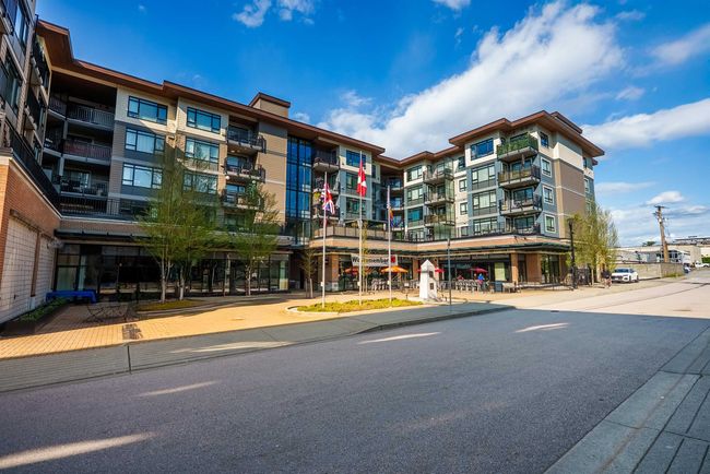 View of apartment building / complex | Image 22
