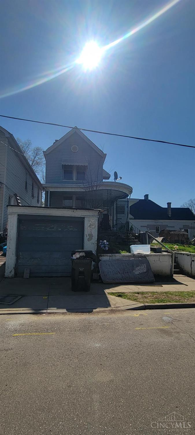 Rosewood St, Cincinnati, OH 45216