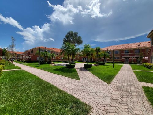 apt-218-11438 Nw 62nd Ter, Doral, FL, 33178-2887 | Card Image