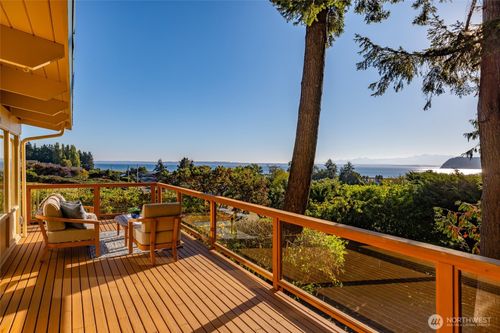 6096 Ireton Ln, Clinton, WA, 98236-9134 | Card Image