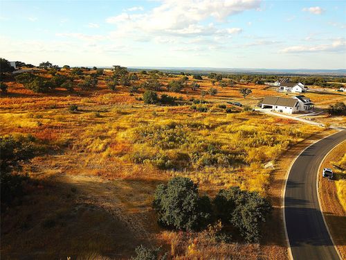 621 Bosque Trl, Spicewood, TX, 78669 | Card Image