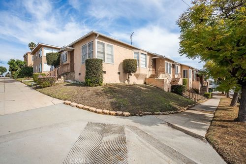 4479 W 61st St, Windsor Hills, CA, 90043-3560 | Card Image