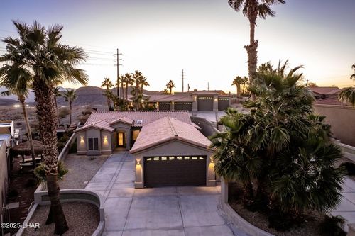 3955 Mediterranean Ln, Lake Havasu City, AZ, 86406-9227 | Card Image