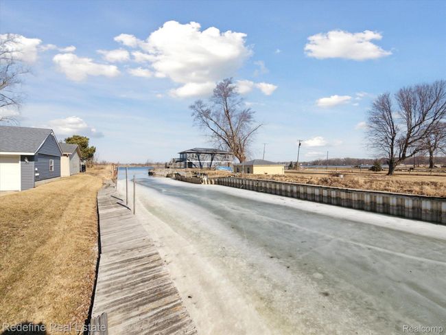 6730 Lakeshore Dr, House other with 3 bedrooms, 3 bathrooms and null parking in Newport MI | Image 42