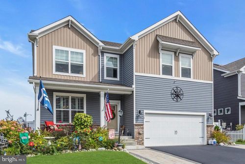 138 Bradshaw Dr, Manahawkin, NJ, 08050-2374 | Card Image