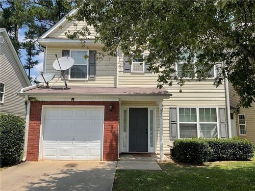 6231 Hickory Lane Cir, Union City, GA, 30291-5506 | Card Image