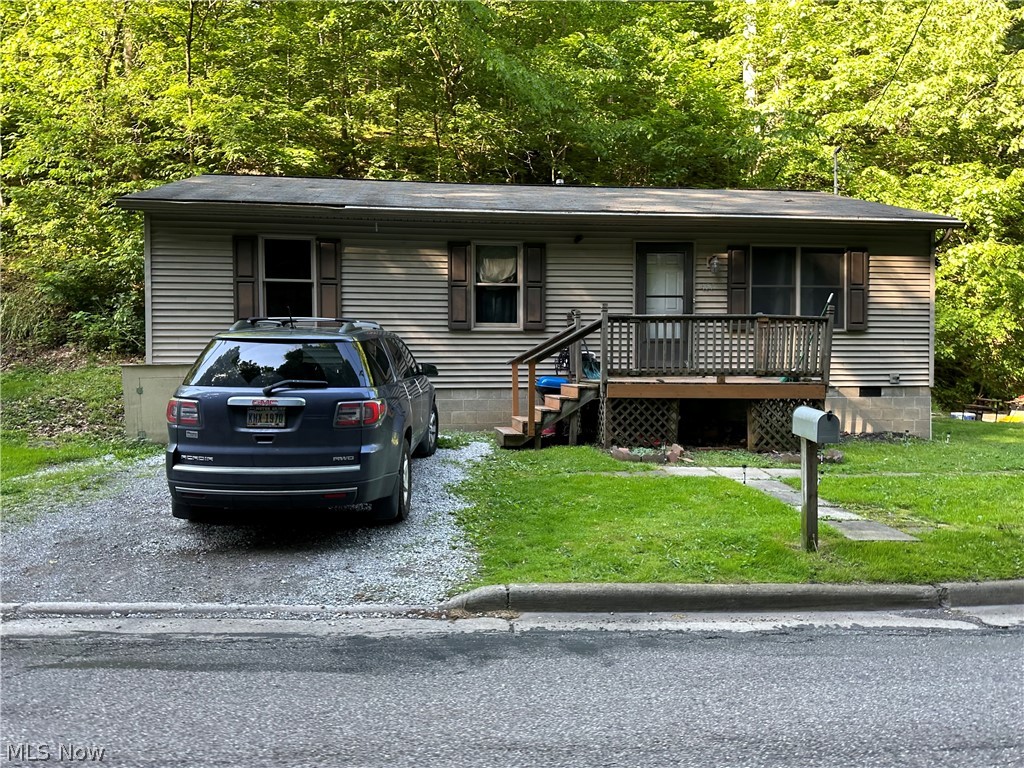 Mclister Ave, Mingo Junction, OH 43938