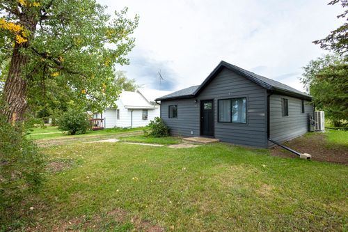 311 6th Ave, Newell, SD, 57760-2171 | Card Image