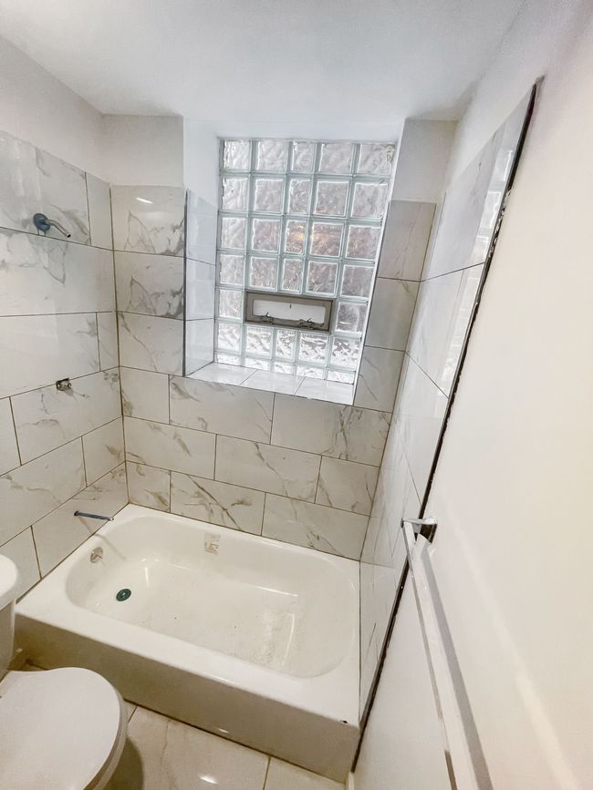 3 - 2258 W Grand Blvd, Condo with 1 bedrooms, 1 bathrooms and null parking in Detroit MI | Image 7