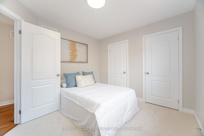 16 Zephyr Rd, House attached with 3 bedrooms, 3 bathrooms and 2 parking in Caledon ON | Image 39