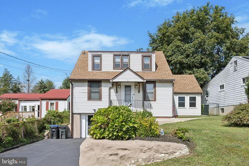 2648 Ogden Ave, UPPER CHICHESTER, PA, 19061-2425 | Card Image