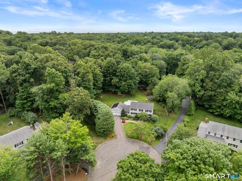 107 Buckboard Ln, Fairfield, CT, 06824-7104 | Card Image