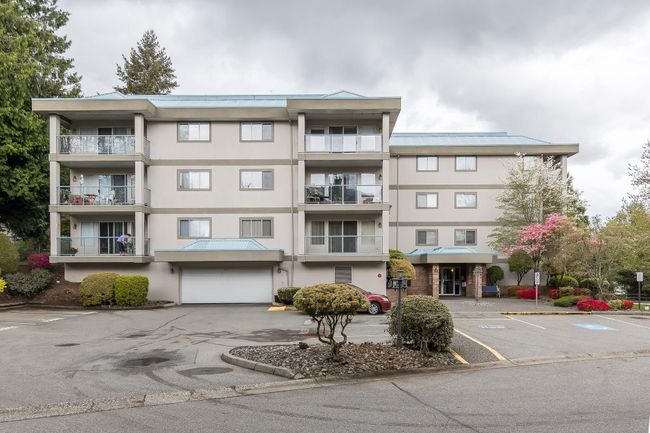 111 - 33090 George Ferguson Way, Condo with 2 bedrooms, 2 bathrooms and 1 parking in Abbotsford BC | Image 1