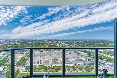 2810-121 Ne 34th St, Miami, FL, 33137-3887 | Card Image
