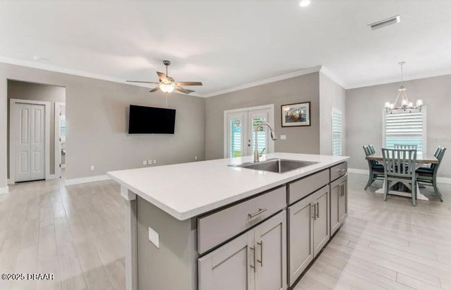 397 Palm Dr, House other with 3 bedrooms, 2 bathrooms and null parking in NEW SMYRNA BEACH FL | Image 4