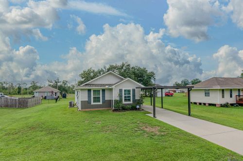 42231 Southern Pines Blvd, Ponchatoula, LA, 70454 | Card Image