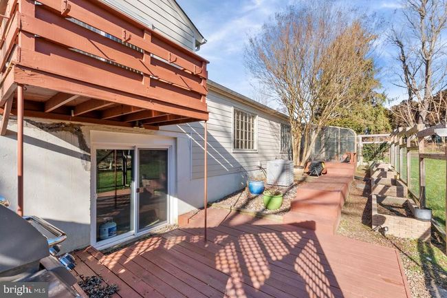 9711 Cinnamon Creek Dr, House other with 4 bedrooms, 3 bathrooms and null parking in Vienna VA | Image 36