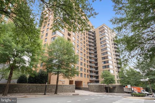 apt-306-2001 15th St N, ARLINGTON, VA, 22201-2690 | Card Image
