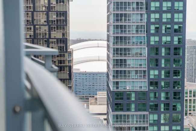 3212 - 21 Widmer St, Condo with 2 bedrooms, 1 bathrooms and null parking in Toronto ON | Image 33