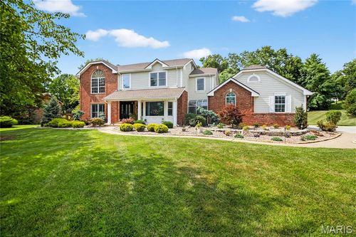35 Lake Forest Ln, Saint Charles, MO, 63301-8714 | Card Image