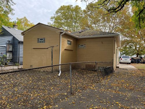 20015 Lumpkin St, Detroit, MI, 48234-4506 | Card Image