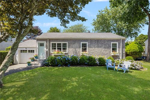 133 Carroll Ave, Newport, RI, 02840-4300 | Card Image