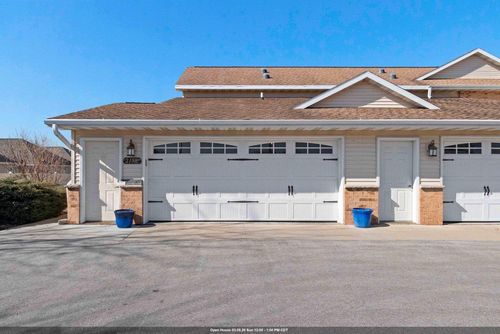 2198 S Broadway Street, DE PERE, WI, 54115 | Card Image